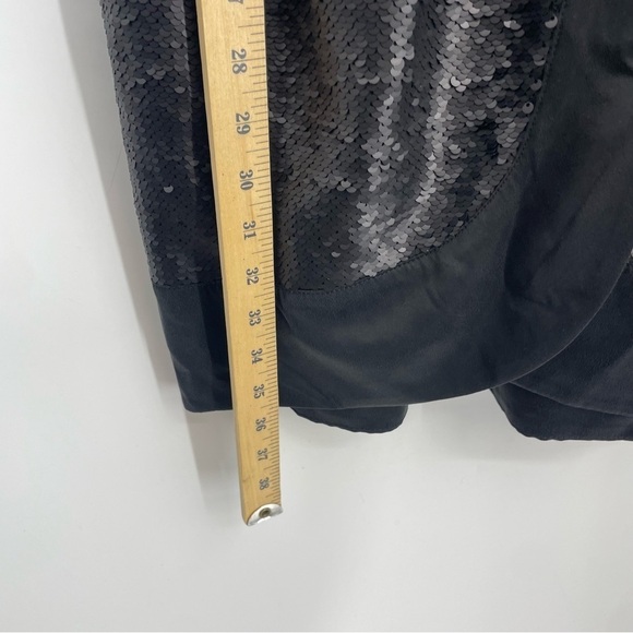 BR monogram short sleeve black sequin wrap dress Shaw collar Sz 2 - Picture 4 of 6